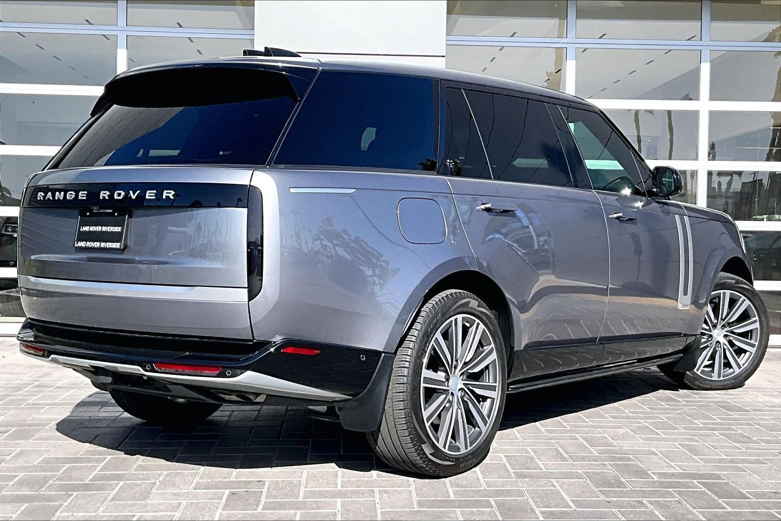 2025 Land Rover Range Rover Autobiography