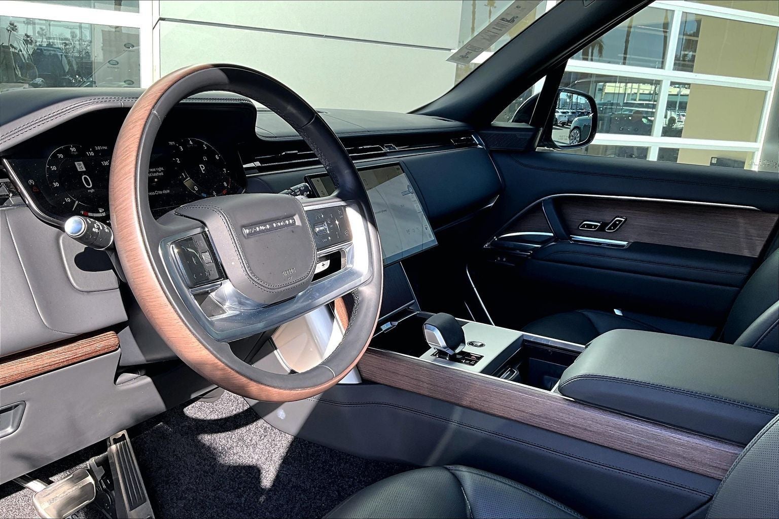 2025 Land Rover Range Rover Autobiography