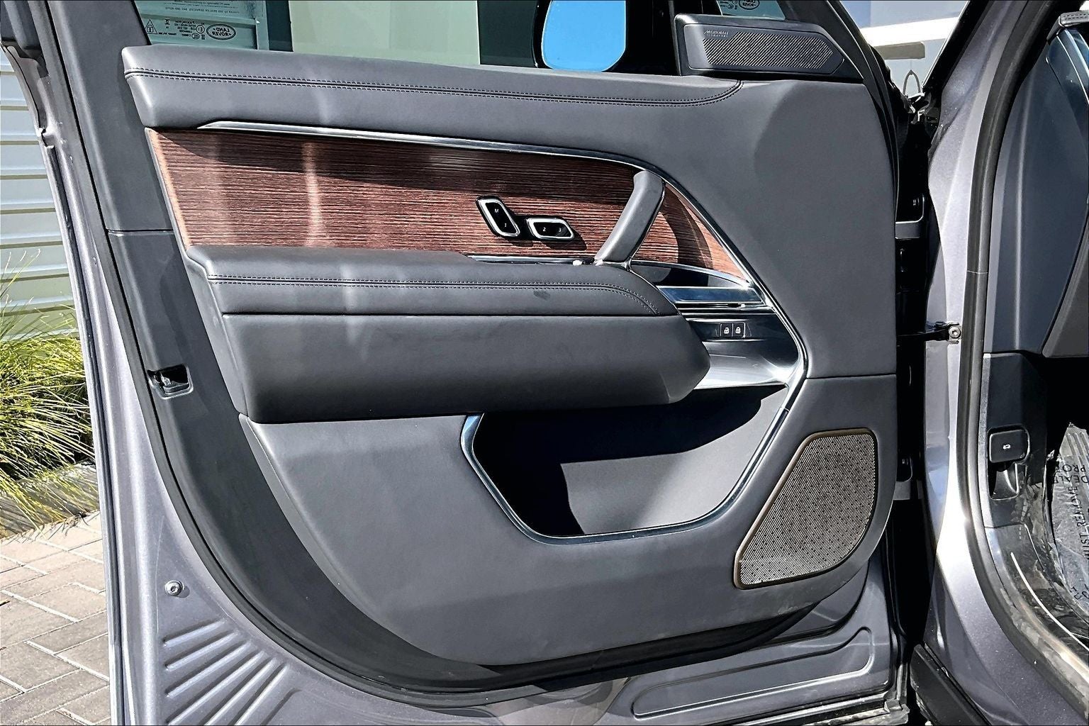 2025 Land Rover Range Rover Autobiography