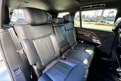 2025 Land Rover Range Rover Autobiography