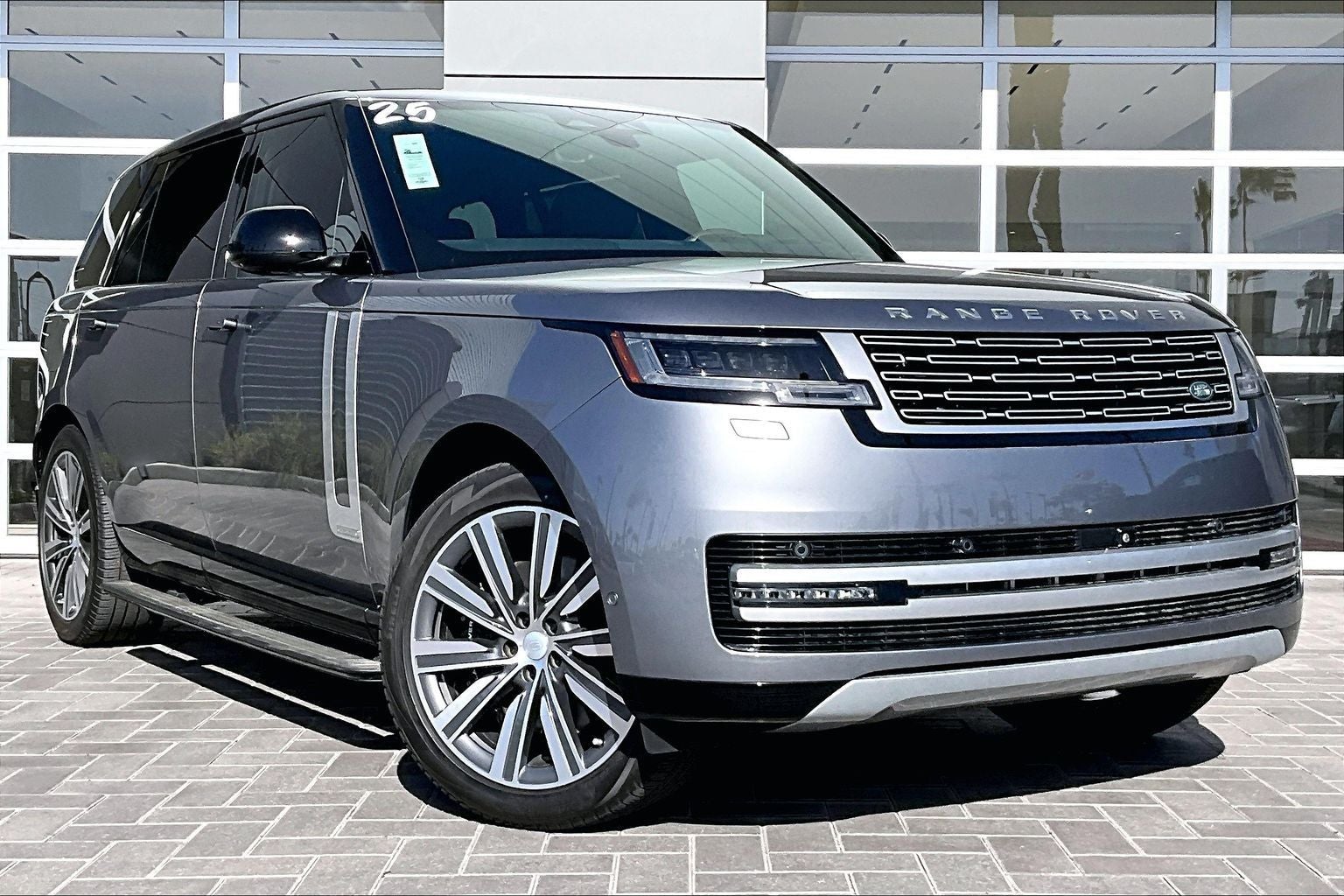 2025 Land Rover Range Rover Autobiography
