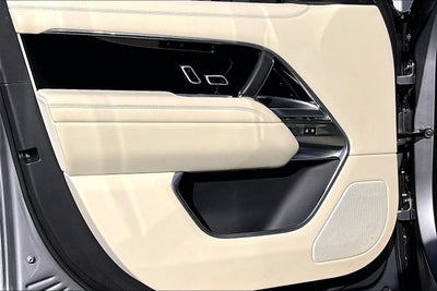 2023 Land Rover Range Rover SE