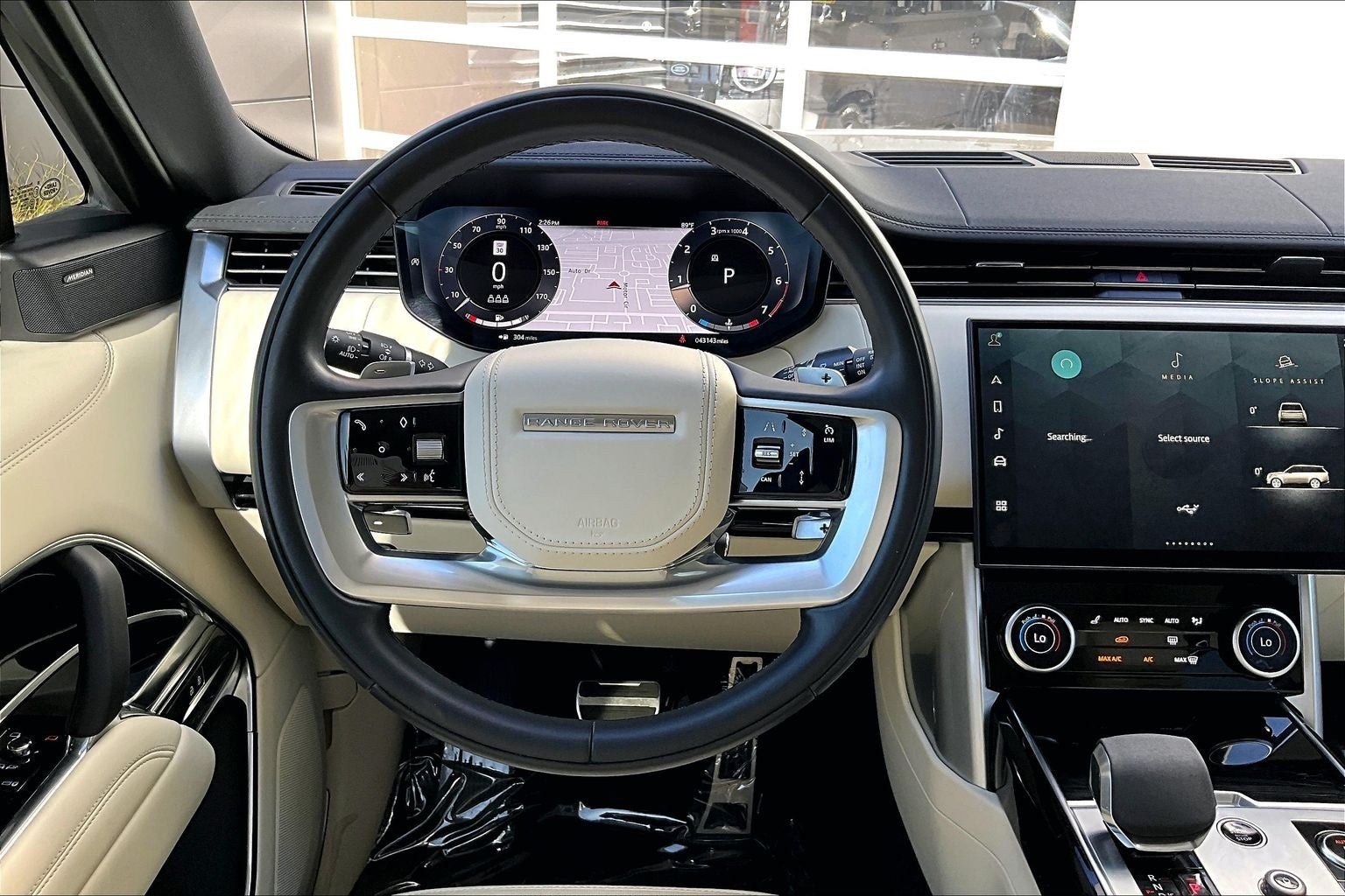 2023 Land Rover Range Rover SE