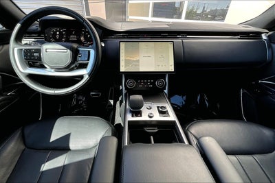 2023 Land Rover Range Rover SE