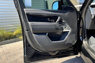 2023 Land Rover Range Rover SE
