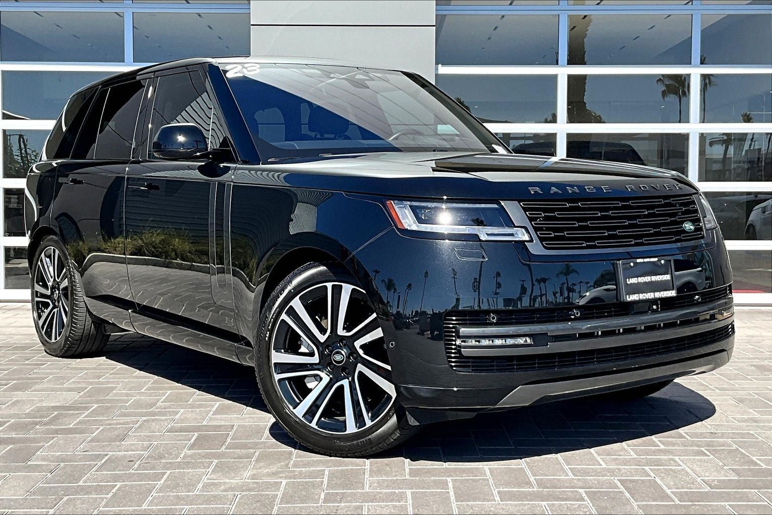 2023 Land Rover Range Rover SE