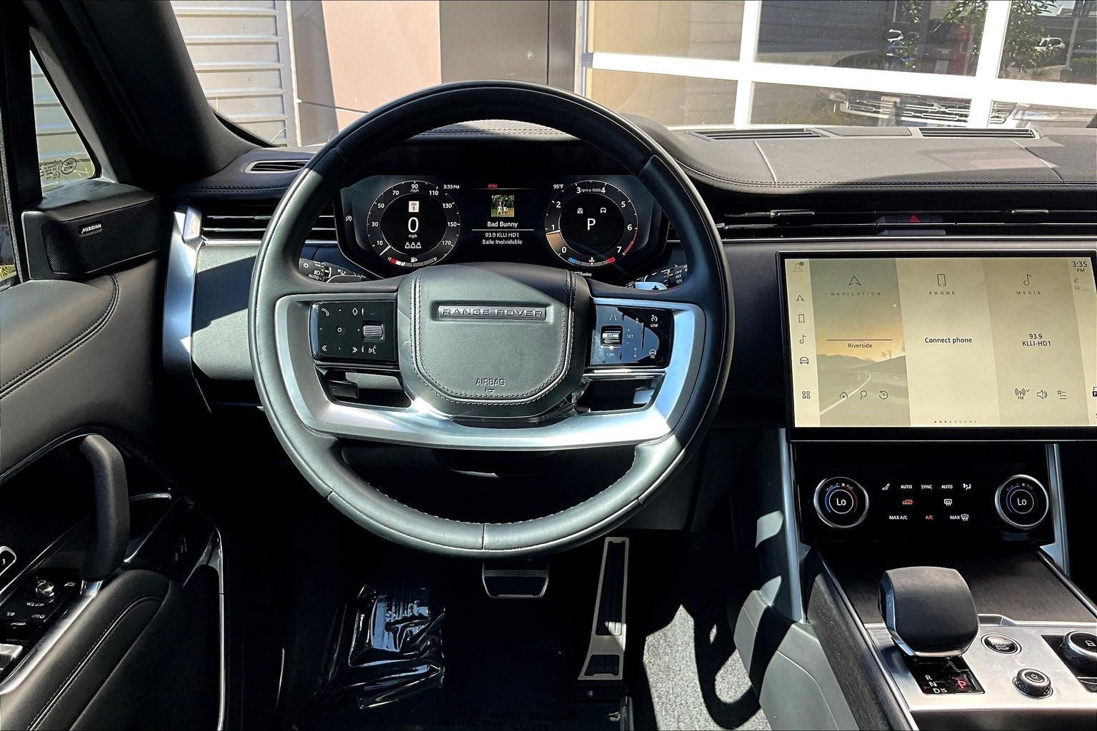 2023 Land Rover Range Rover SE
