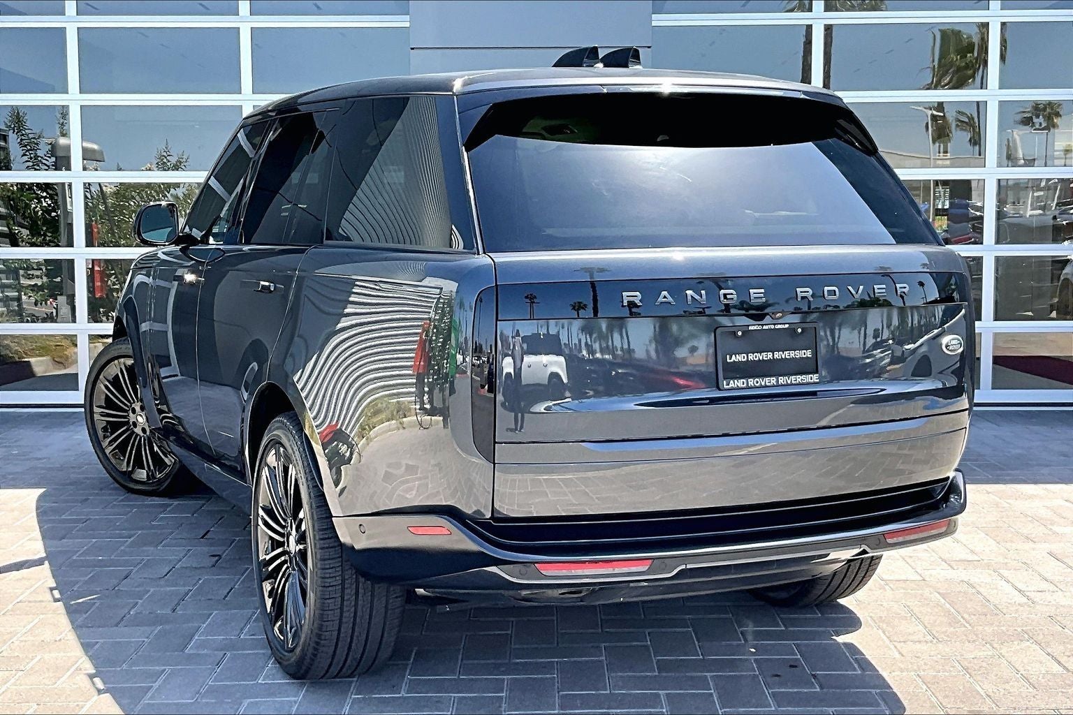 2023 Land Rover Range Rover SE
