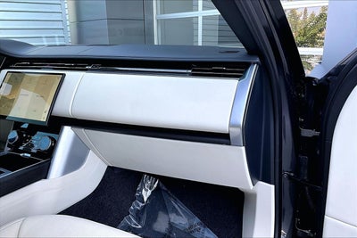 2023 Land Rover Range Rover SE