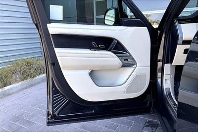 2023 Land Rover Range Rover SE