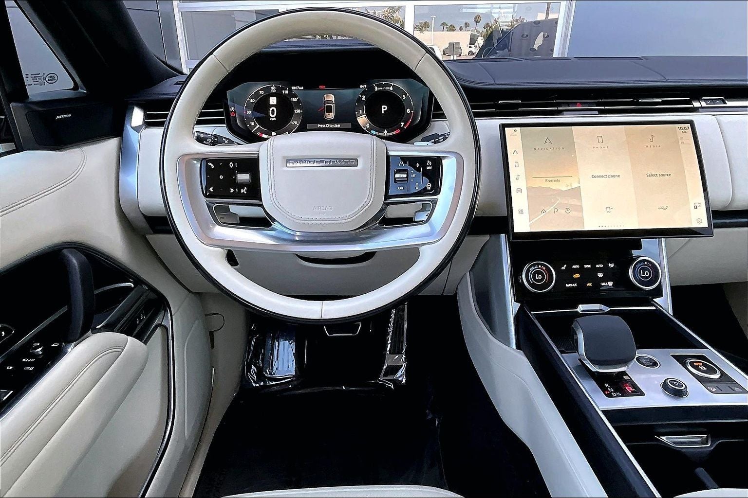 2023 Land Rover Range Rover SE