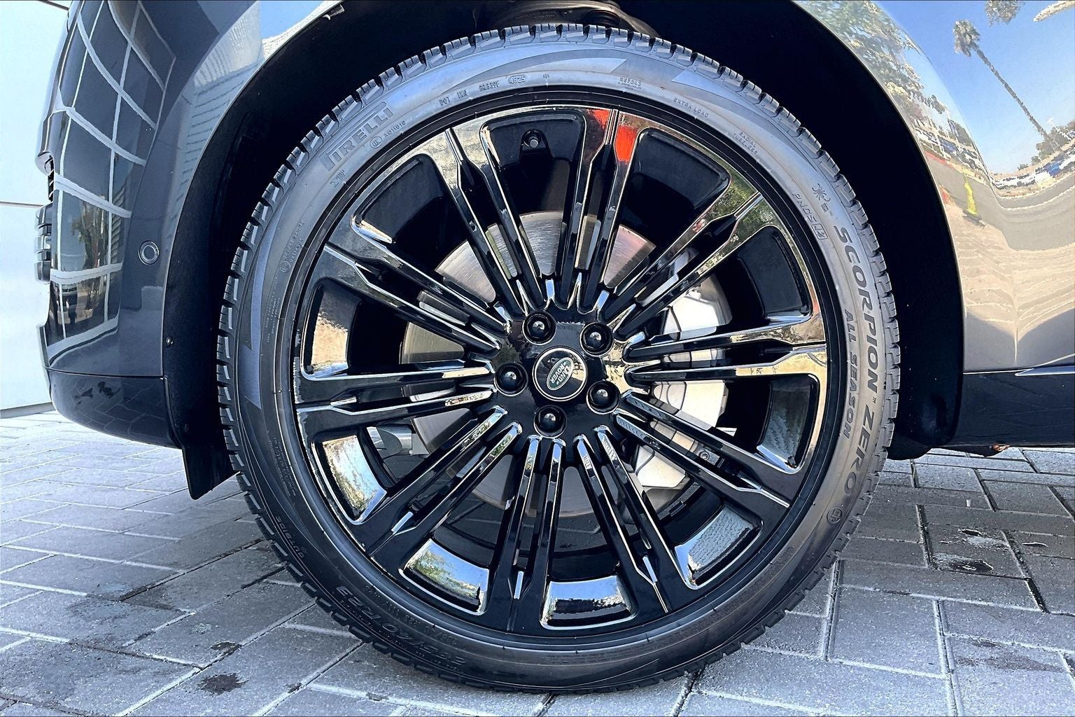 2023 Land Rover Range Rover SE