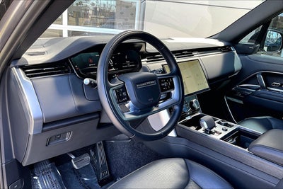 2023 Land Rover Range Rover SE