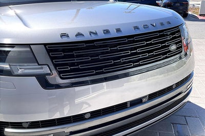 2023 Land Rover Range Rover SE