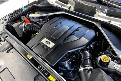 2023 Land Rover Range Rover SE