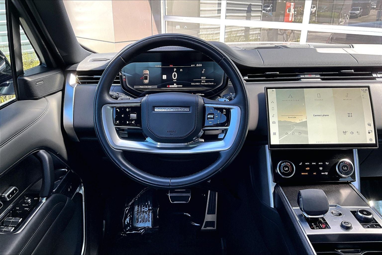 2023 Land Rover Range Rover SE