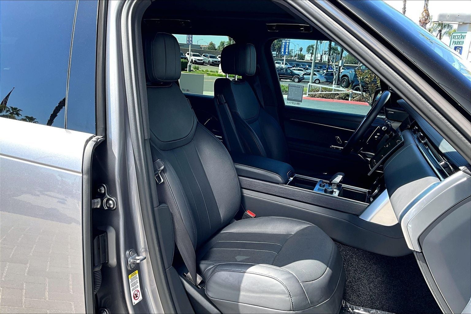 2023 Land Rover Range Rover SE