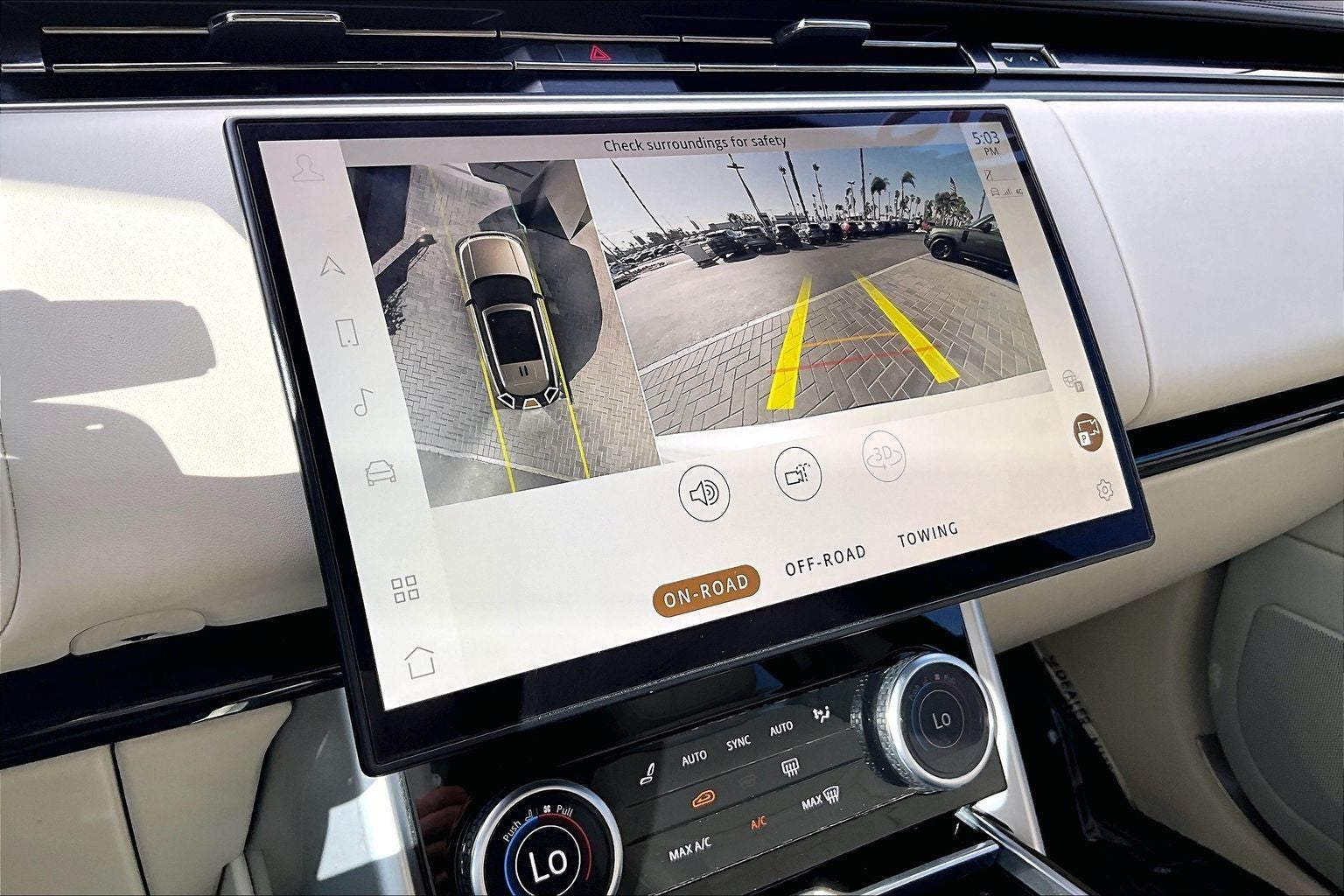 2023 Land Rover Range Rover SE