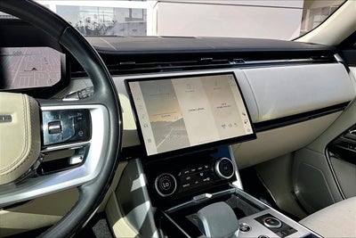 2023 Land Rover Range Rover SE