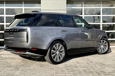 2023 Land Rover Range Rover SE