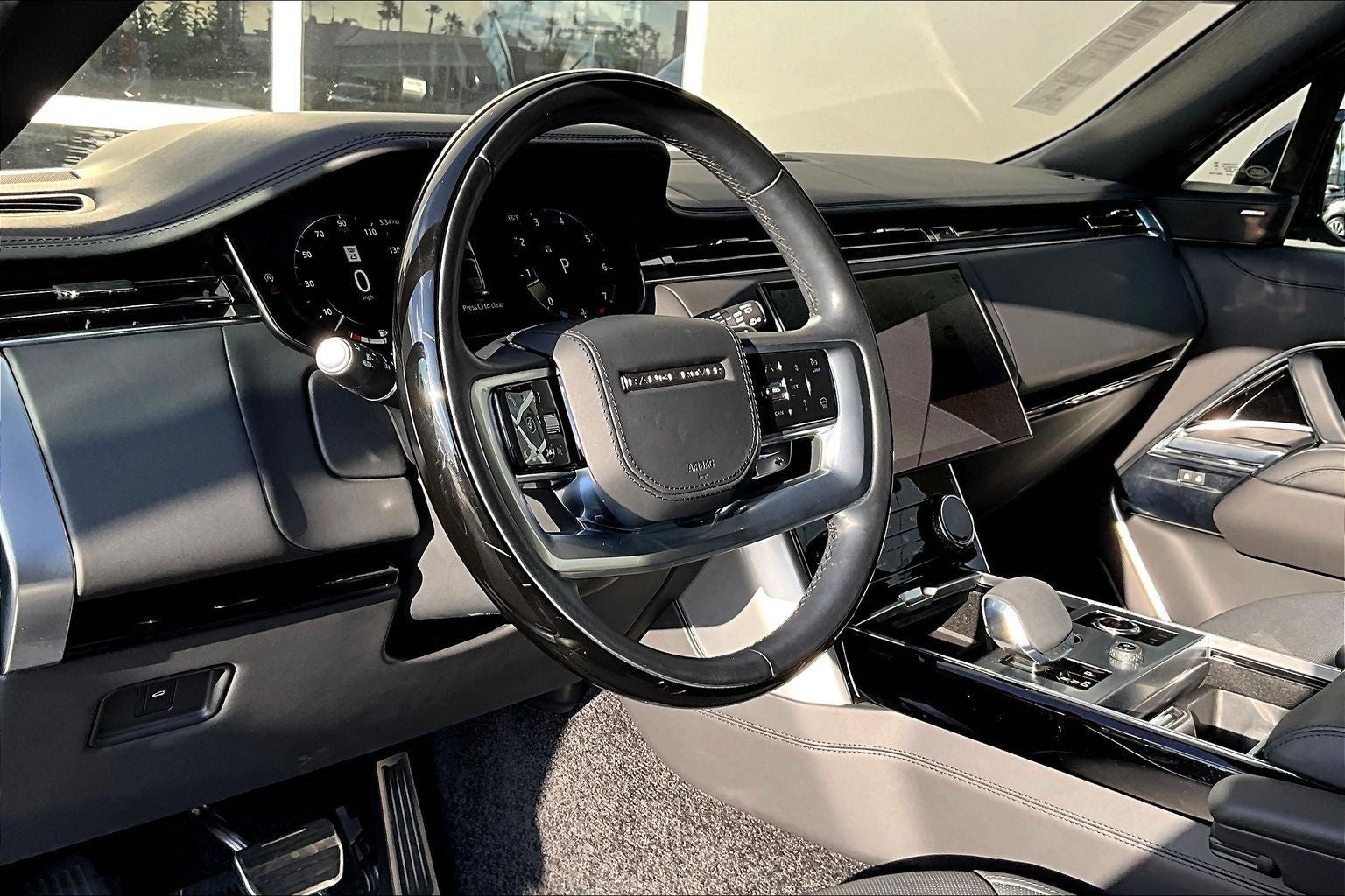 2023 Land Rover Range Rover SE