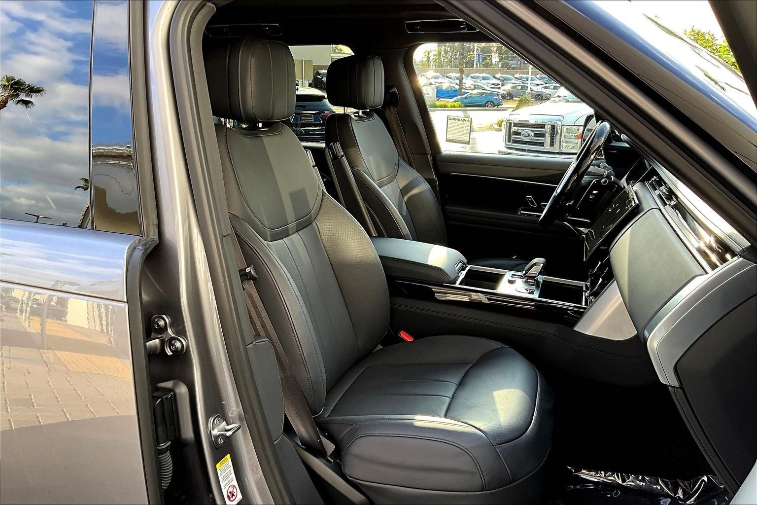 2023 Land Rover Range Rover SE