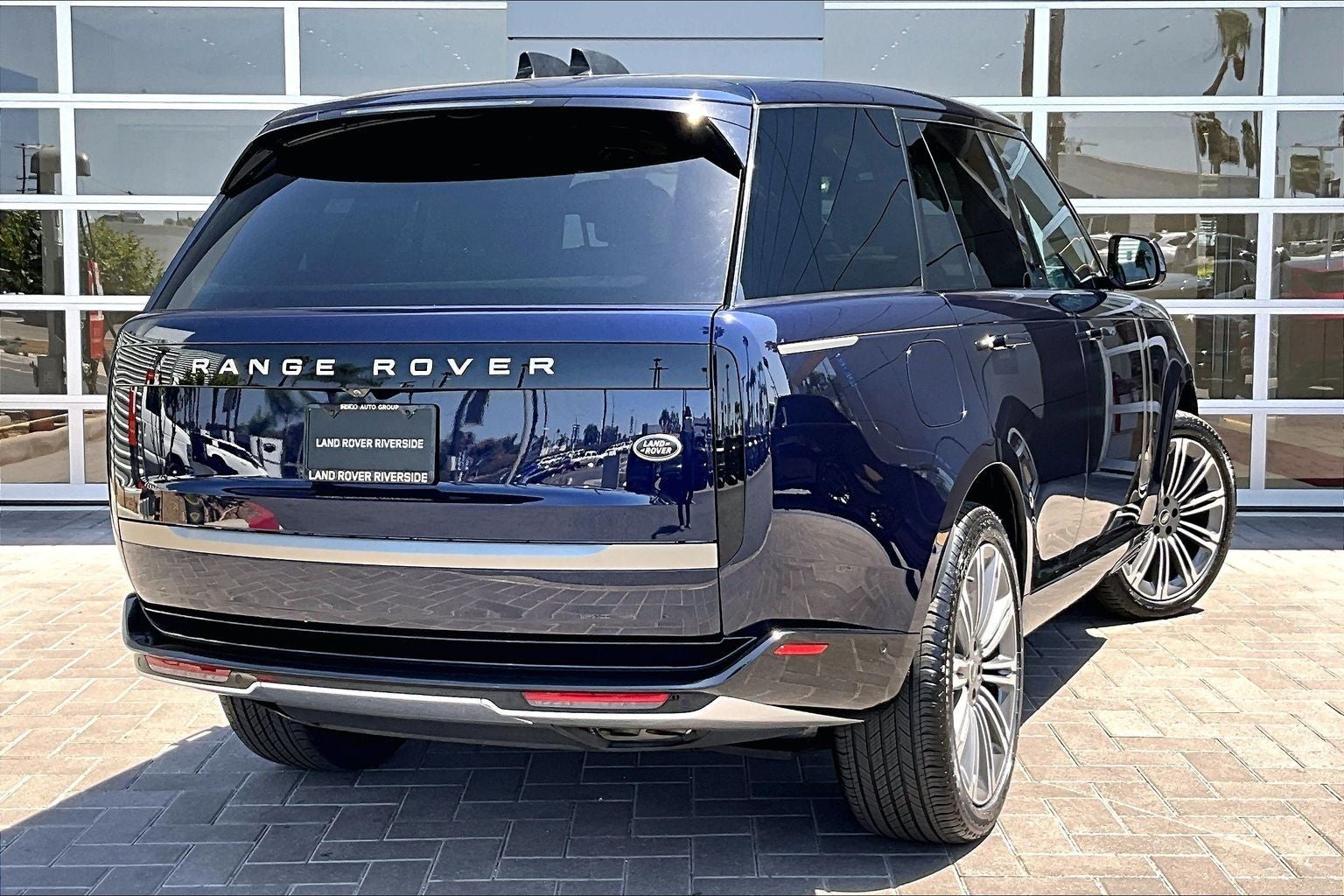 2023 Land Rover Range Rover SE