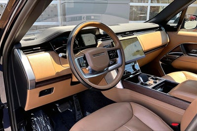 2023 Land Rover Range Rover SE