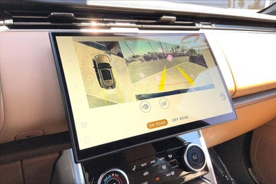 2023 Land Rover Range Rover SE