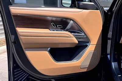 2023 Land Rover Range Rover SE