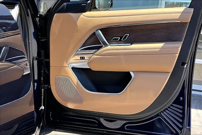 2023 Land Rover Range Rover SE