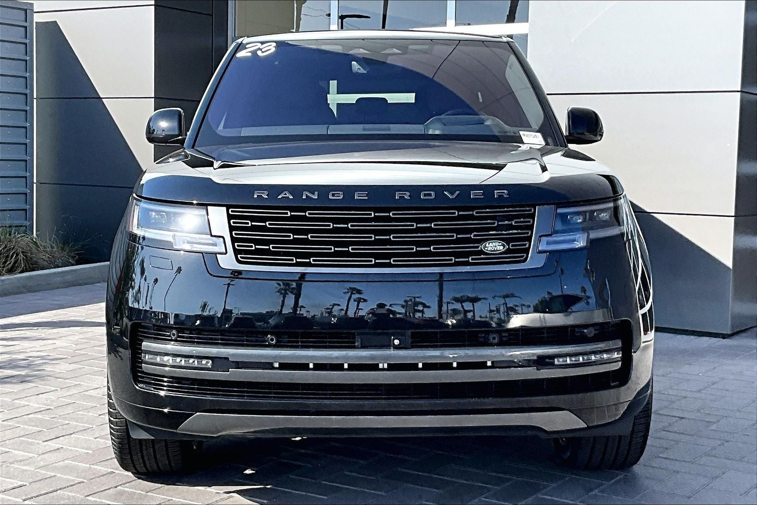 2023 Land Rover Range Rover SE