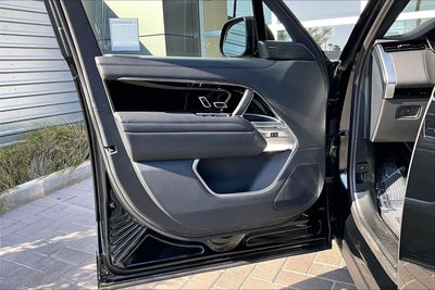 2023 Land Rover Range Rover SE