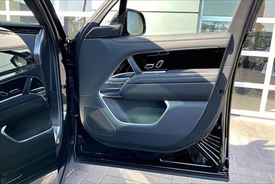2023 Land Rover Range Rover SE