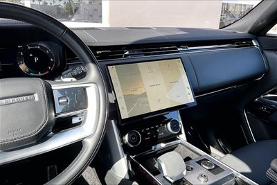 2023 Land Rover Range Rover SE
