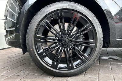 2026 Land Rover Range Rover SE