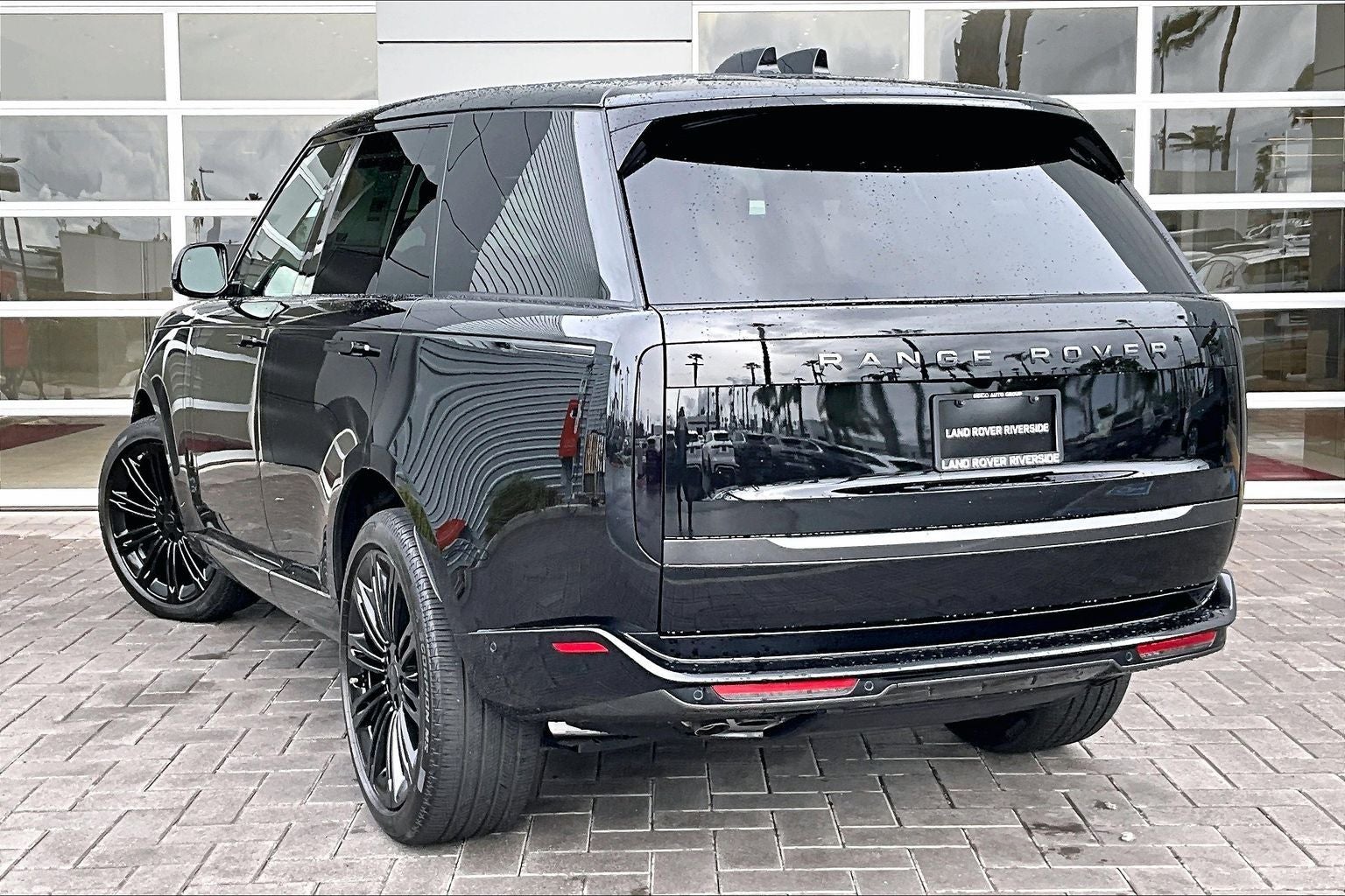 2026 Land Rover Range Rover SE