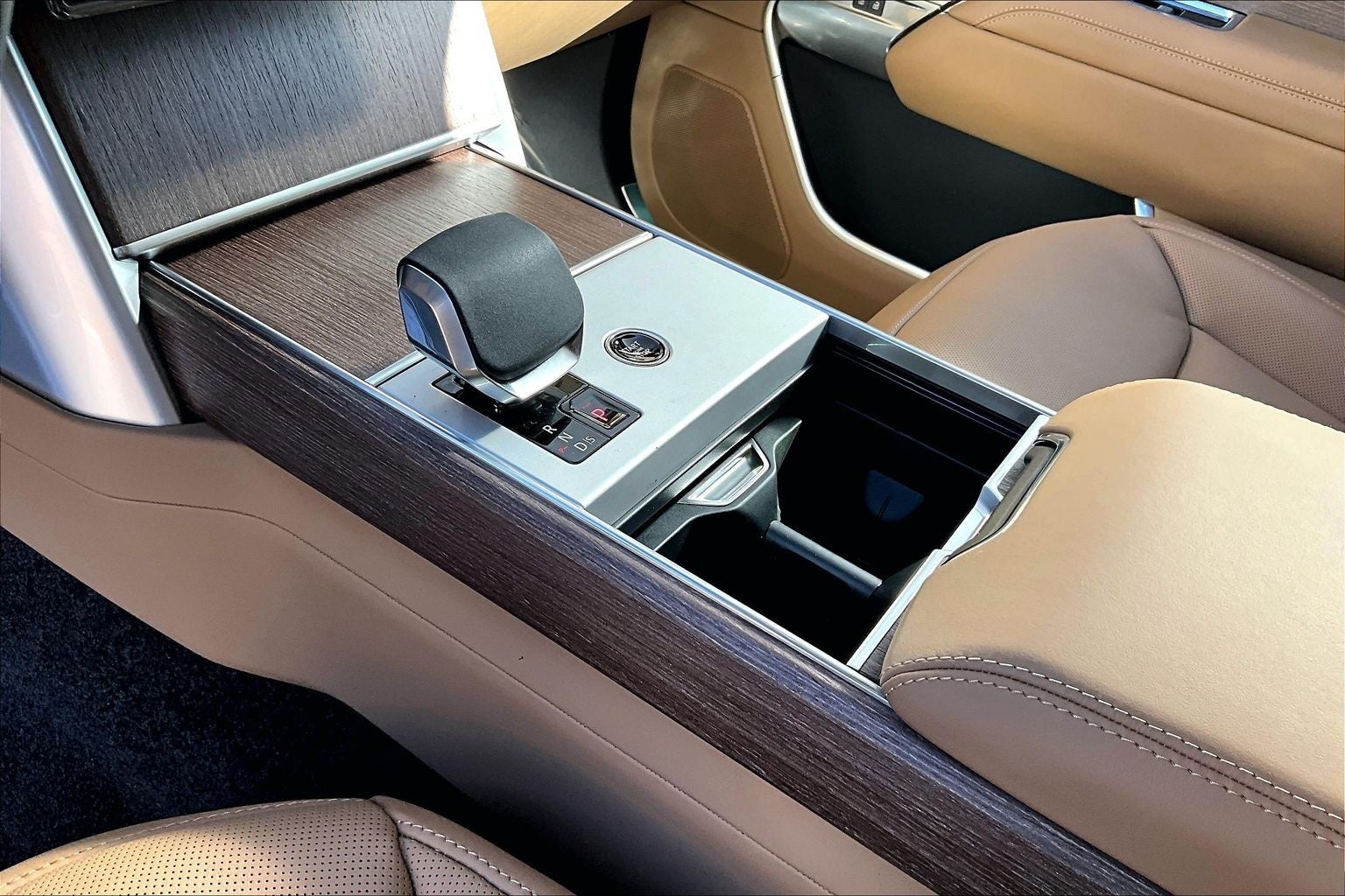 2026 Land Rover Range Rover SE