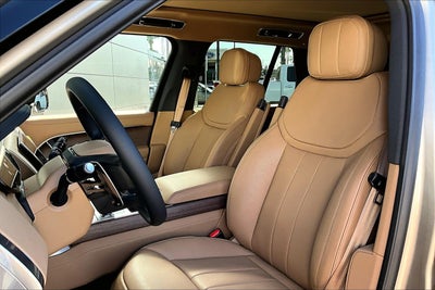 2026 Land Rover Range Rover SE