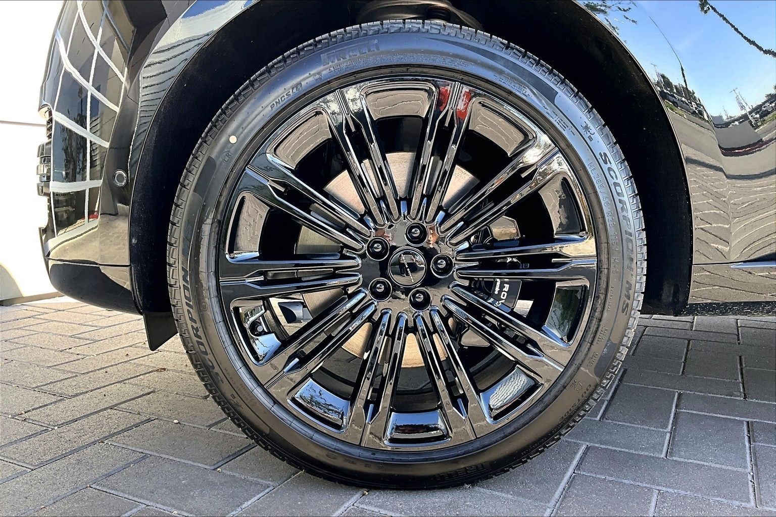 2026 Land Rover Range Rover SE