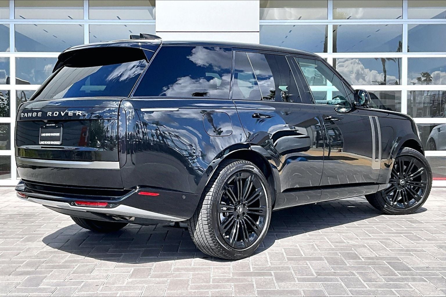 2024 Land Rover Range Rover SE