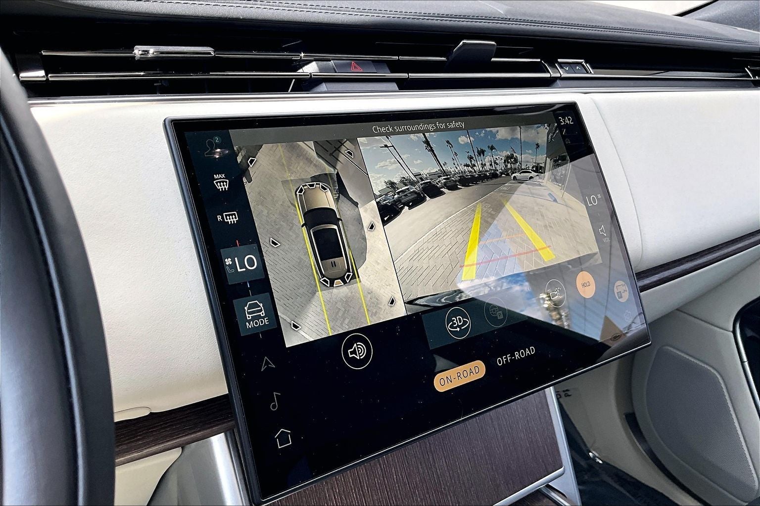 2024 Land Rover Range Rover SE
