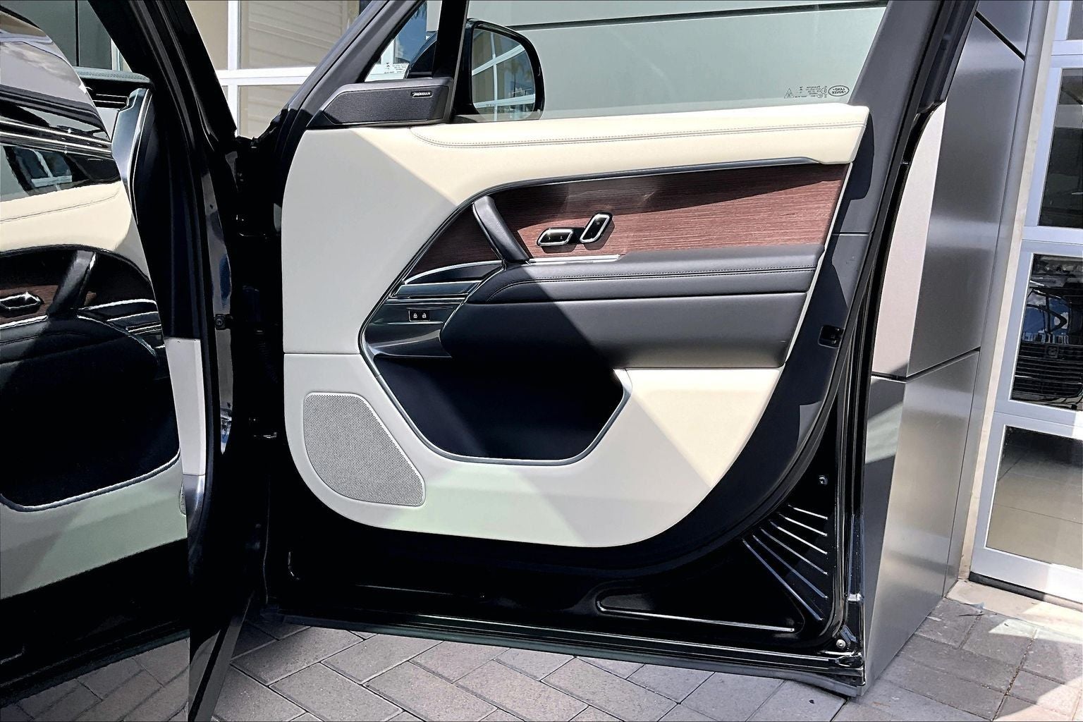 2024 Land Rover Range Rover SE