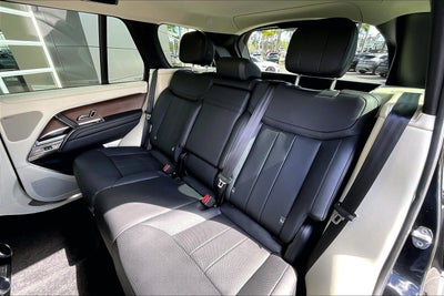 2024 Land Rover Range Rover SE