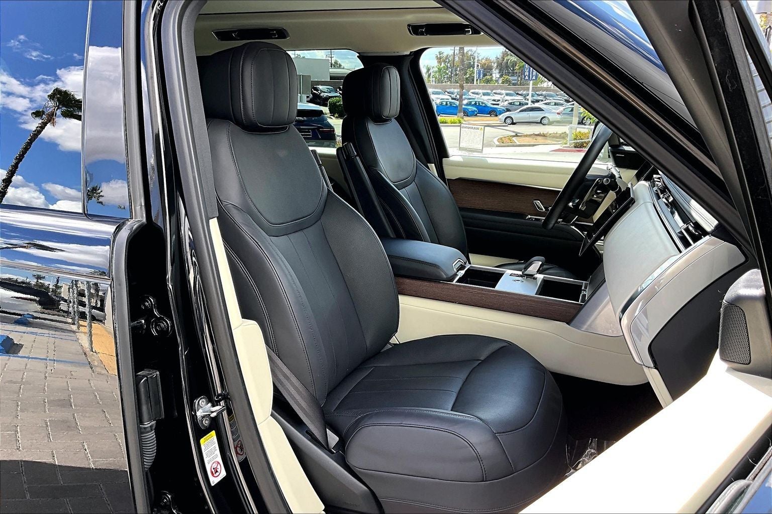 2024 Land Rover Range Rover SE