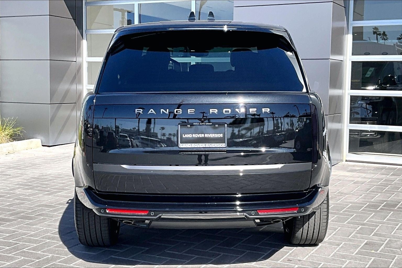 2026 Land Rover Range Rover SE