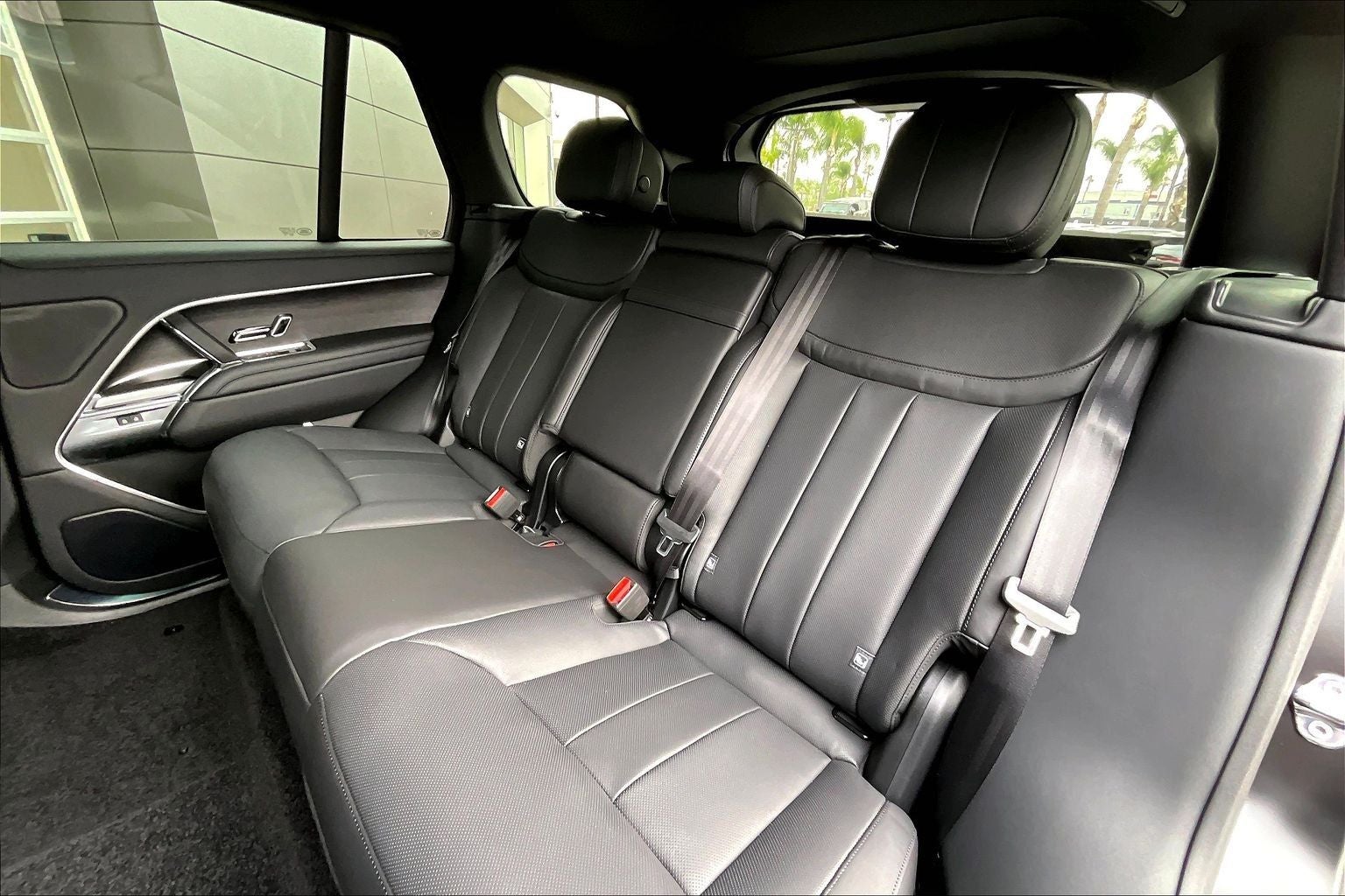 2026 Land Rover Range Rover SE