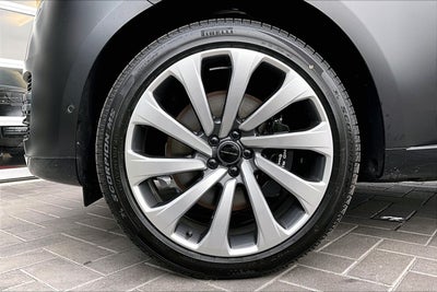 2026 Land Rover Range Rover SE