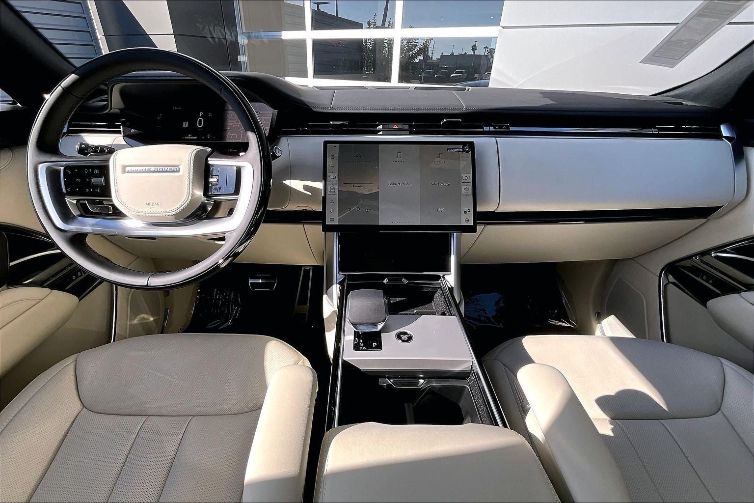 2026 Land Rover Range Rover SE