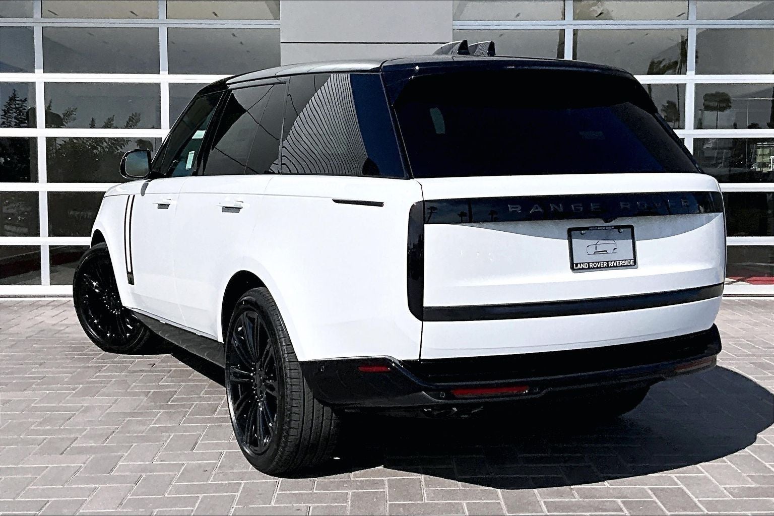 2026 Land Rover Range Rover SE